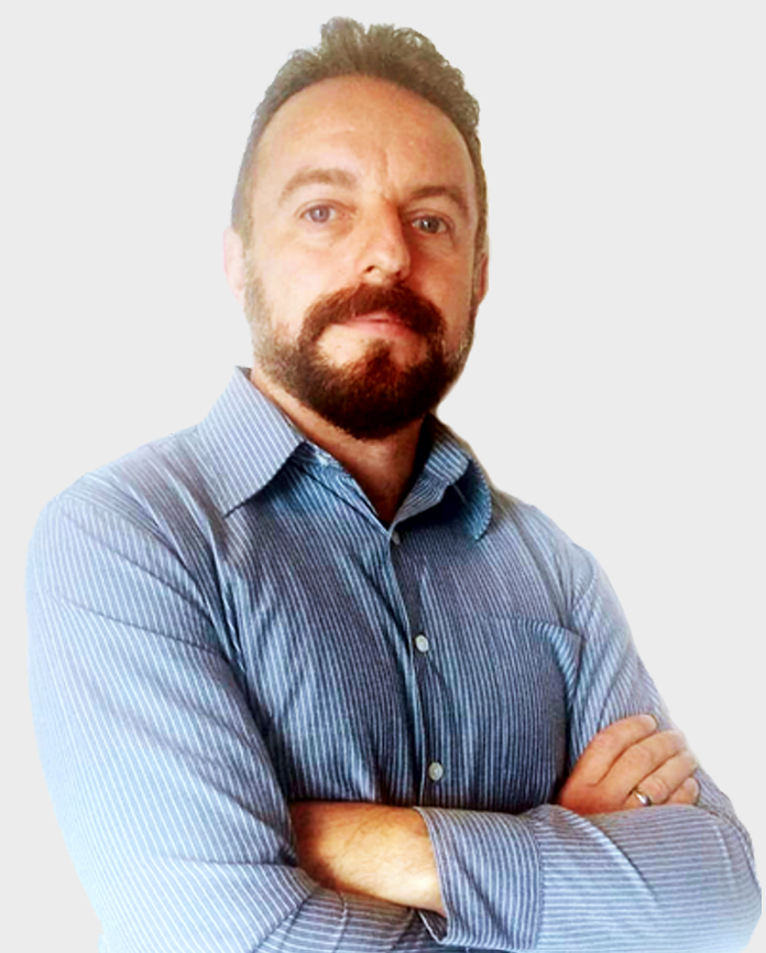 Retrato de Fabio Barbora Santos, CEO da Tourtech
